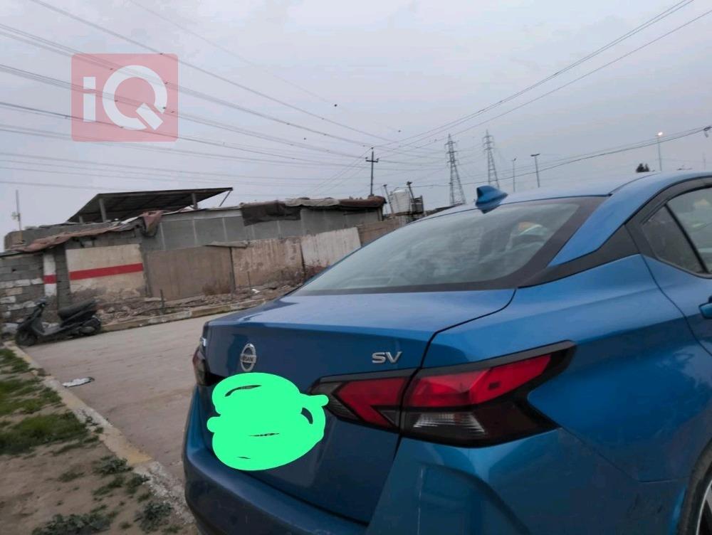 نيسان فيرسا